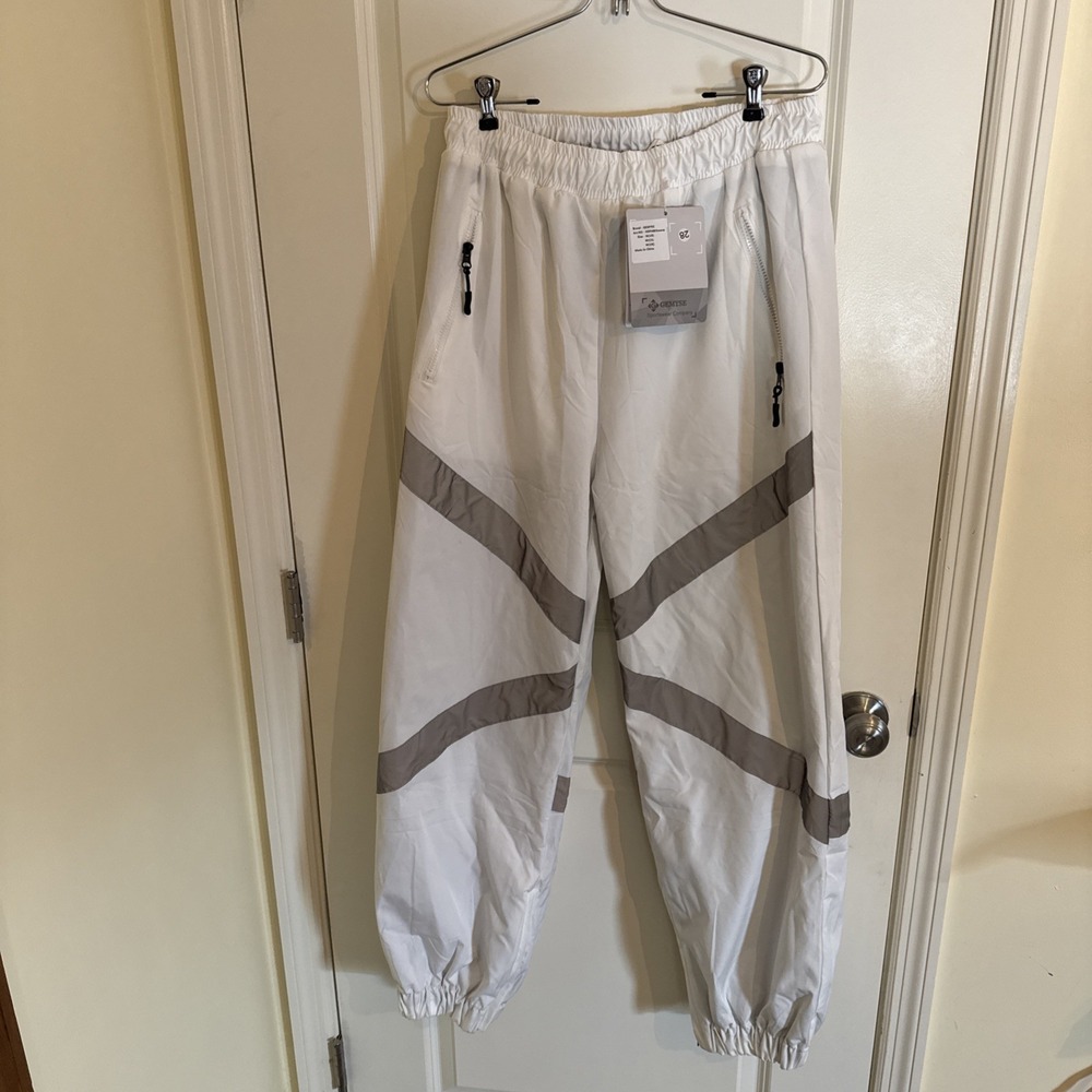 GEMYSE Men's Waterproof Ski Suit Pants White Size Medium NWT